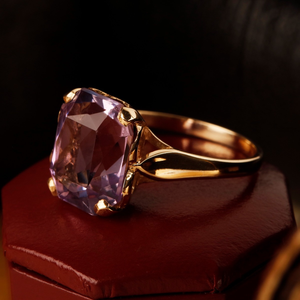 Pre-Owned Vintage 1968 9ct Gold Amethyst Dress Ring