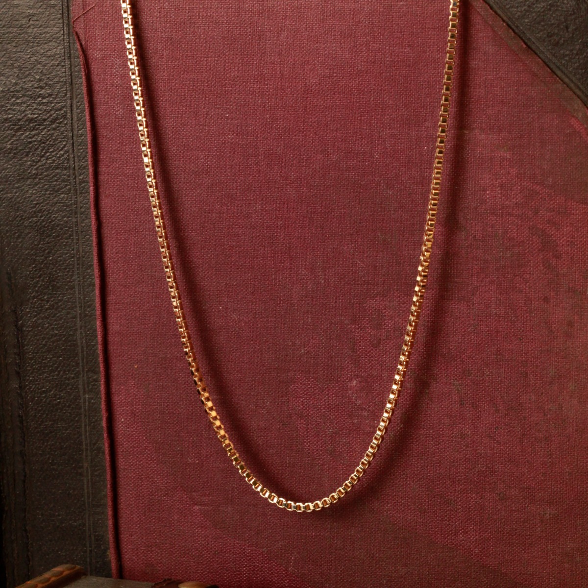 Pre-Owned Vintage 1976 9ct Gold 38" Box Link Chain Necklace