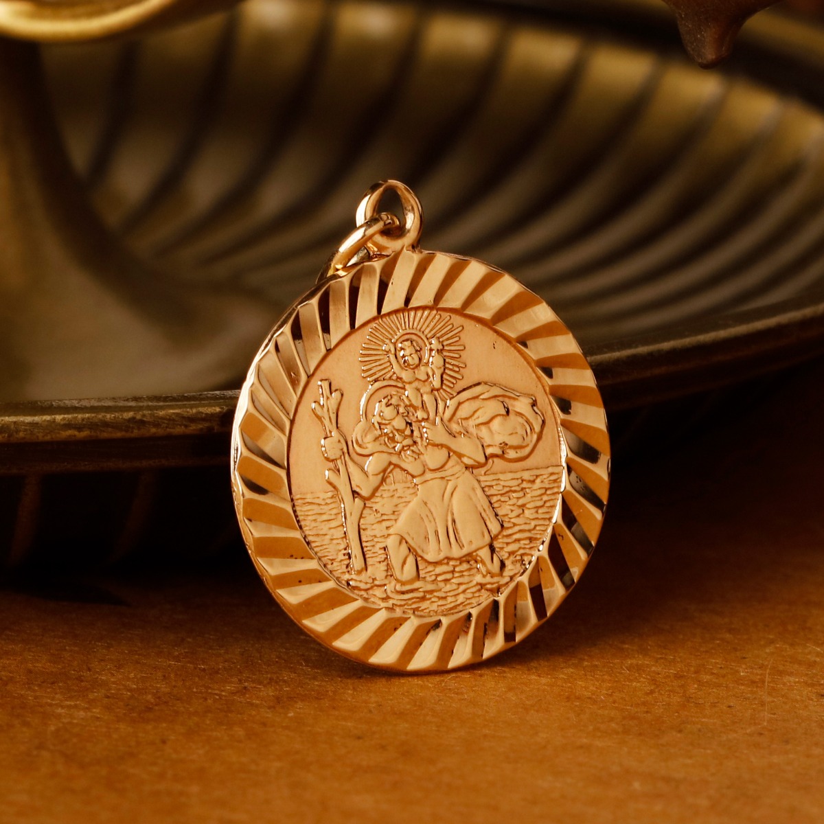 Pre-Owned Vintage 1988 9ct Yellow Gold St.Christopher Pendant