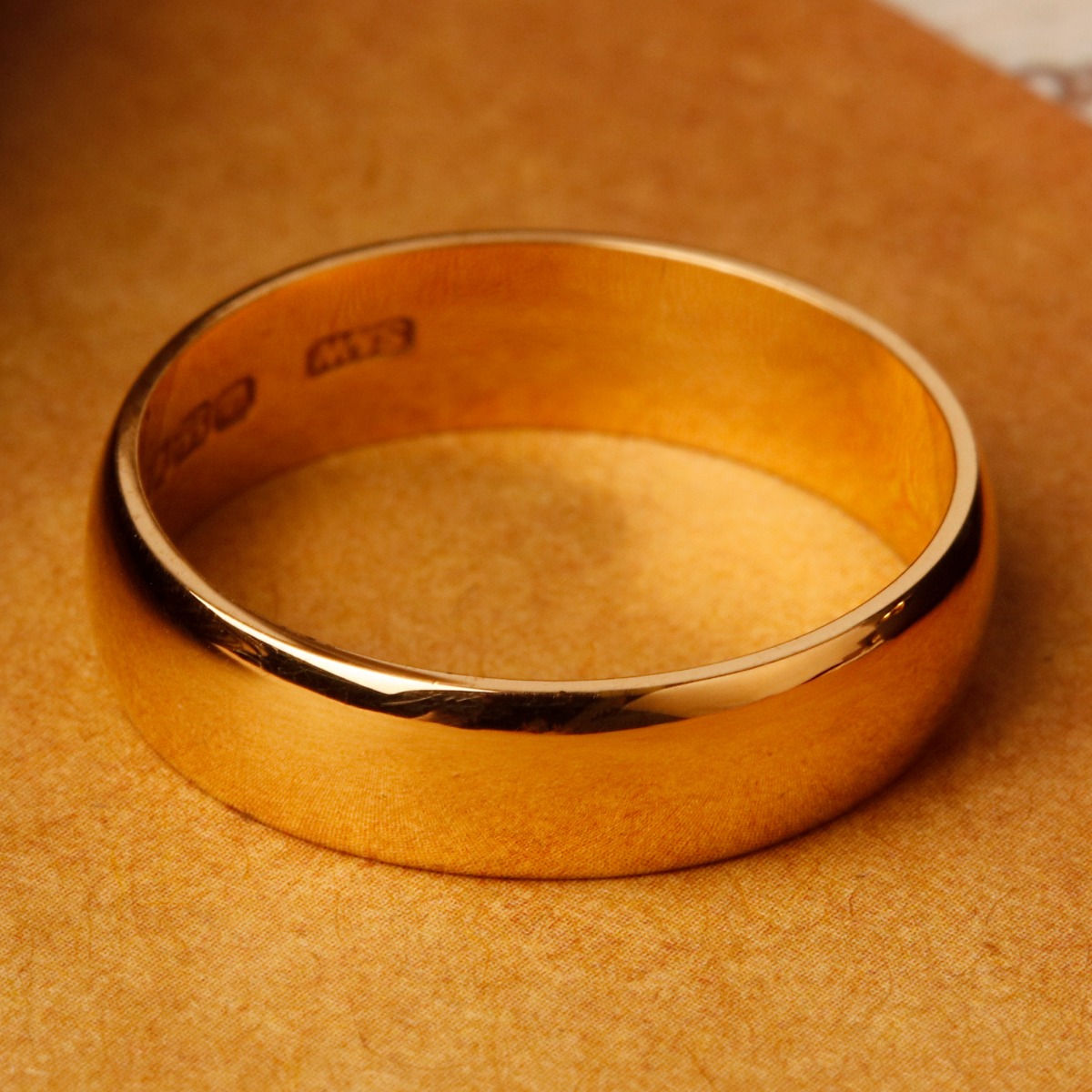 Pre-Owned Vintage 1961 22ct Gold 5mm Wedding Ring