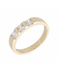 New 9ct Yellow Gold Cubic Zirconia Trilogy Style Dress Ring