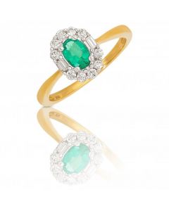 New 18ct Gold Emerald & Diamond Oval Cluster Ring