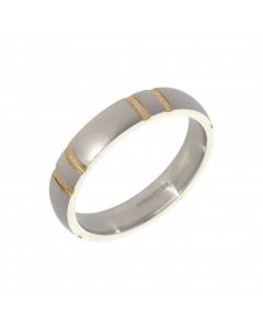 Pre-Owned 9ct Yellow & White Gold Ridged 4mm Band Ring