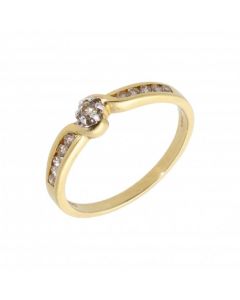 New 9ct Yellow Gold Diamond Solitaire & Diamond Shoulders Ring