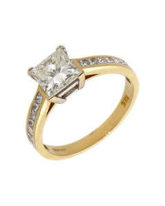 Pre-Owned 18ct Gold 1.01ct Princess Cut Diamond Solitaire Ring