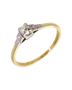 Pre-Owned Vintage 18ct Diamond Solitaire Ring