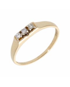 Pre-Owned 9ct Yellow Gold Diamond Trilogy Bar Signet Style Ring