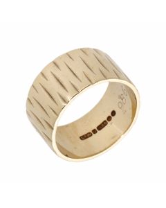 Pre-Owned 9ct Yellow Gold 9mm Patterned Wedding Band Ring