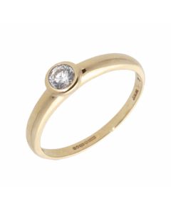 Pre-Owned 9ct Yellow Gold Cubic Zirconia Rubover Solitaire Ring
