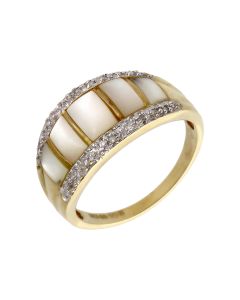 Pre-Owned 9ct Yellow Gold Mother Of Pearl & Diamond Dress Ring