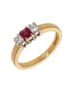Pre-Owned 18ct Yellow Gold Ruby & Diamond Trilogy Ring