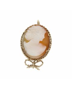 Pre-Owned 9ct Yellow Gold Oval Cameo Pendant