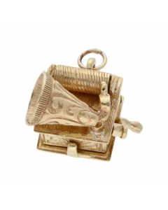 Pre-Owned 9ct Yellow Gold Opening Gramaphone Charm