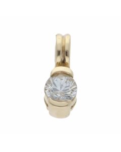 Pre-Owned 9ct Yellow Gold White Topaz Solitaire Pendant