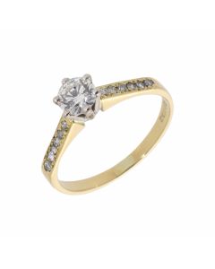 Pre-Owned 18ct Gold 0.65ct Diamond Solitaire & Shoulder Ring