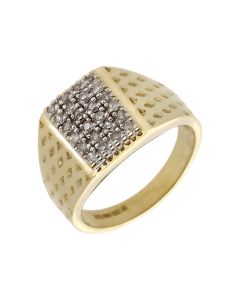 Pre-Owned 9ct Yellow Gold 0.30 Carat Diamond Signet Ring