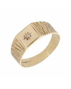 Pre-Owned 9ct Gold Diamond Set Patterned Shoulder Signet Ring
