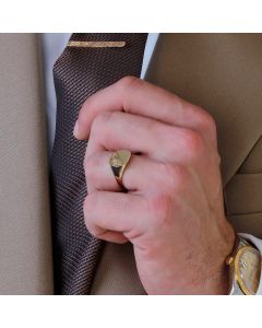 New 9ct Yellow Gold Half Pattern Engraved Square Signet Ring