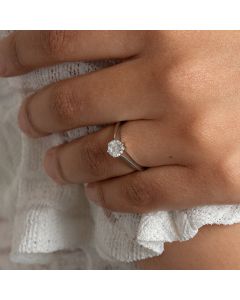 Pre-Owned Platinum 0.75 Carat Diamond Solitaire Ring