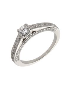 Pre-Owned Platinum 1.00ct Diamond Solitaire & Shoulders Ring