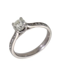 Pre-Owned 18ct Gold 0.86ct Diamond Solitaire & Shoulders Ring