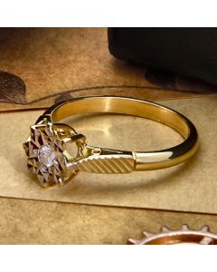 Pre-Owned Vintage 1968 18ct Yellow Gold Diamond Solitaire Ring