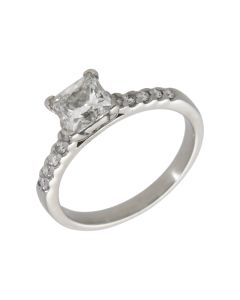 Pre-Owned Platinum 1.15ct Diamond Solitaire & Shoulders Ring