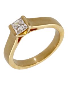 Pre-Owned 18ct Gold 0.61ct Princess Cut Diamond Solitaire Ring