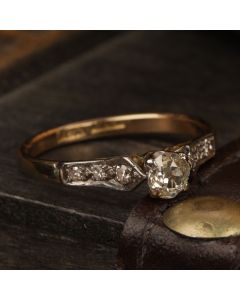 Pre-Owned Vintage Diamond Solitaire Ring