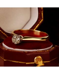 Pre-Owned Vintage 1976 18ct Gold Old Cut Diamond Solitaire Ring