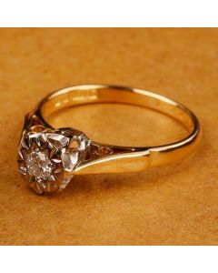 Pre-Owned Vintage 1976 18ct Gold Diamond Solitaire Ring