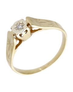 Pre-Owned 9ct Yellow Gold Illusion Diamond Solitaire Ring