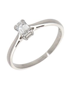 Pre-Owned 18ct Gold 0.33ct Baguette Cut Diamond Solitaire Ring