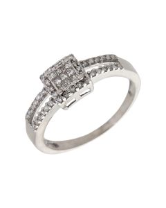 Pre-Owned 18ct White Gold Mixed Cut Diamond Cluster Ring