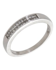 Pre-Owned 18ct White Gold 0.25ct Princess Cut Diamond 2 Row Ring