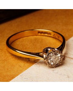 Pre-Owned Vintage 1976 18ct Gold 0.30ct Diamond Solitaire Ring