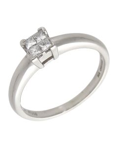 Pre-Owned Platinum 0.18ct Princess Cut Diamond Cluster Ring
