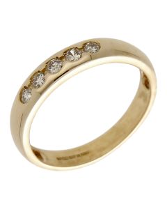 Pre-Owned 9ct Yellow Gold 0.25ct Diamond 5 Stone Band Ring