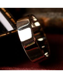 Pre-Owned Vintage 1976 18ct White Gold 6mm Wedding Ring