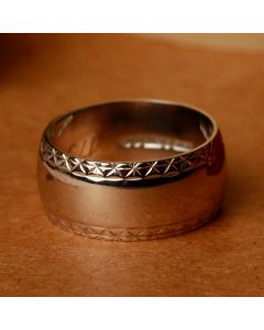 Pre-Owned Vintage 1973 9ct White Gold Edged 8mm Wedding Ring