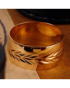 Pre-Owned Vintage 1982 9ct Gold 9mm Patterned Wedding Ring