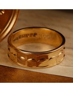 Pre-Owned Vintage 1961 9ct Gold 6mm Patterned Wedding Ring