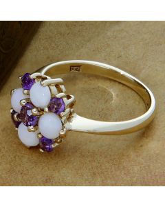 Pre-Owned Vintage 1973 9ct Gold Opal & Amethyst Cluster Ring
