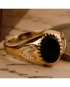Pre-Owned Vintage 1988 9ct Yellow Gold Onyx Signet Style Ring