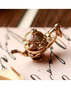 Pre-Owned Vintage 1971 9ct Yellow Gold Opening Teapot Charm