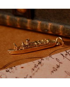 Pre-Owned Vintage 1976 9ct Yellow Gold Ship Charm