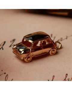 Pre-Owned Vintage 1978 9ct Yellow Gold Car Charm