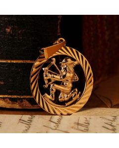 Pre-Owned Vintage 1975 9ct Yellow Gold Robin Hood Pendant