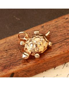 Pre-Owned Vintage 1955 9ct Yellow Gold Turtle Charm