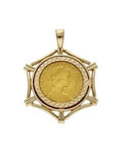 Pre-Owned 1982 Half Sovereign Coin In 9ct Gold Pendant Mount